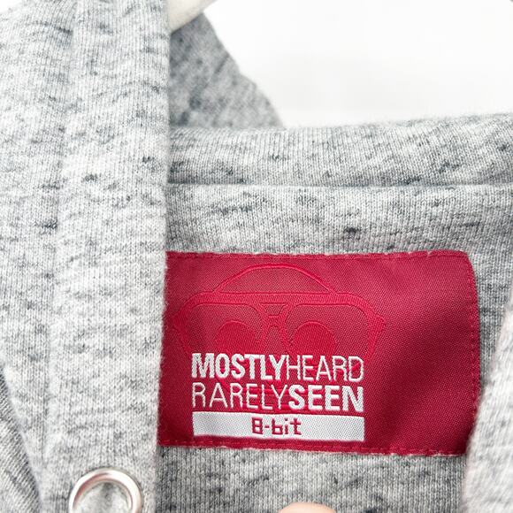 Mostly Heard Rarely Seen 8-Bit Stephen Curry #30 Warriors Bridge Number Hoodie M - Picture 5 of 11